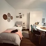 Grosse Fuer Monteure - - 아파트 *