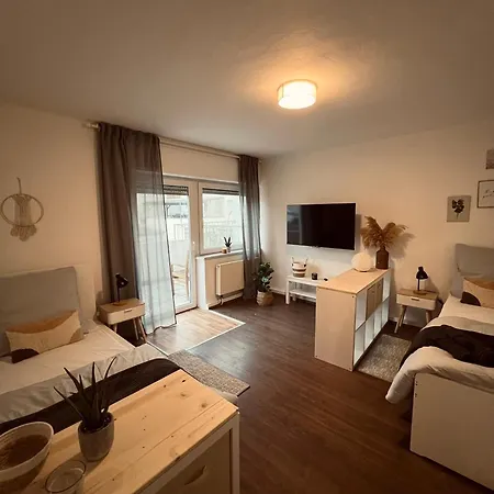 Apartment Grosse Fuer Monteure - -