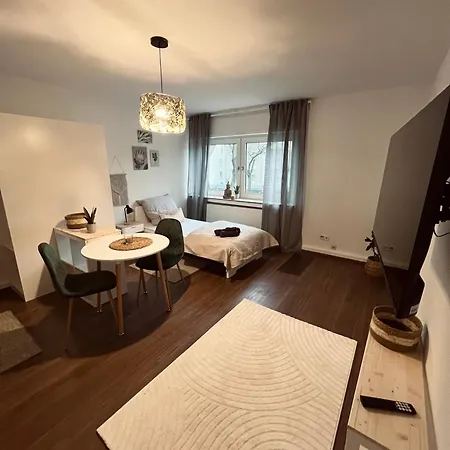 Grosse Fuer Monteure - - *