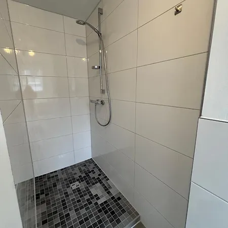 Grosse Fuer Monteure - -