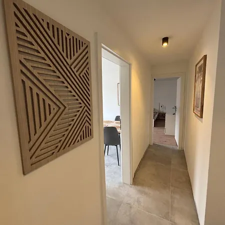Apartment Grosse Fuer Monteure - -